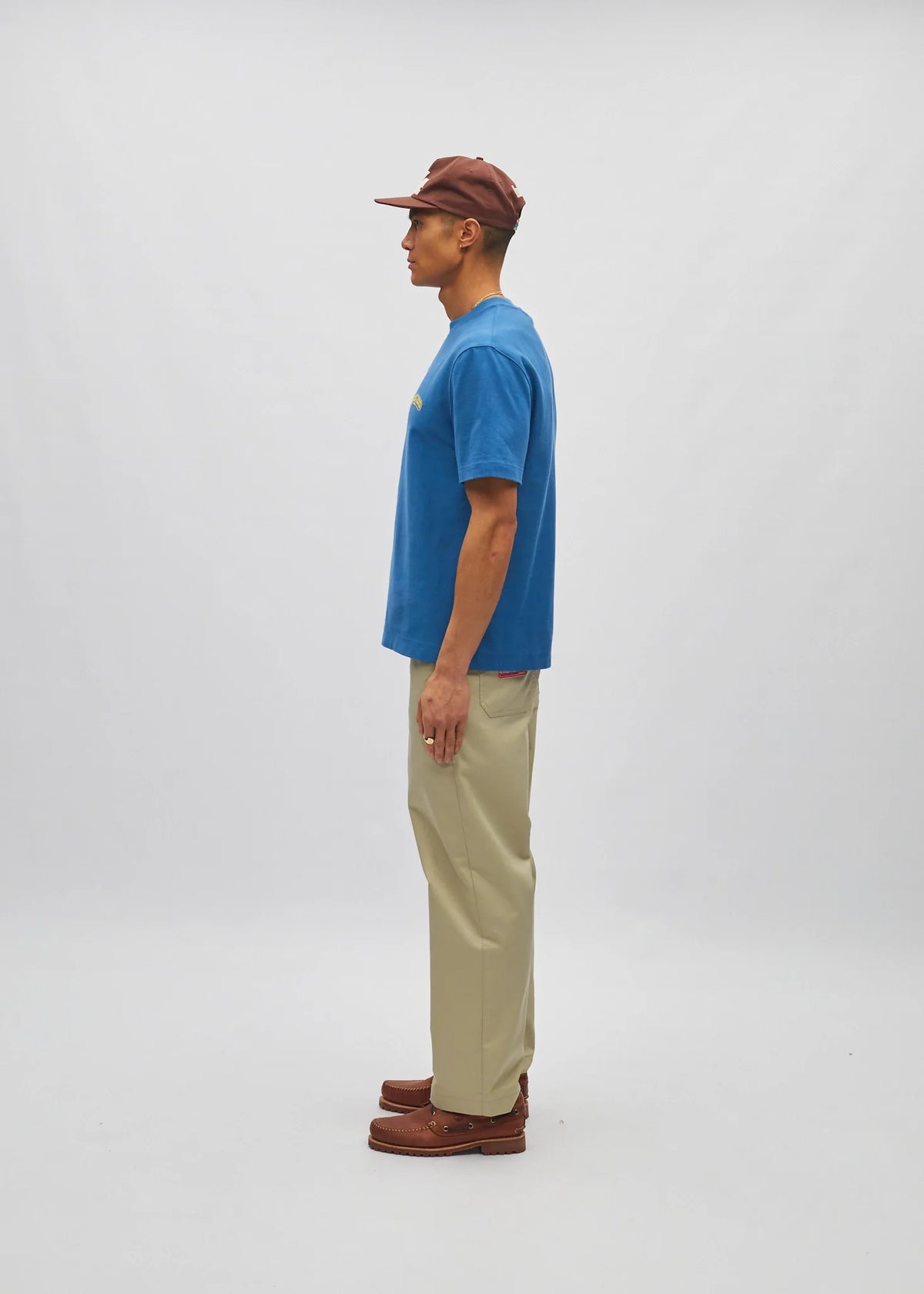 Studios tee